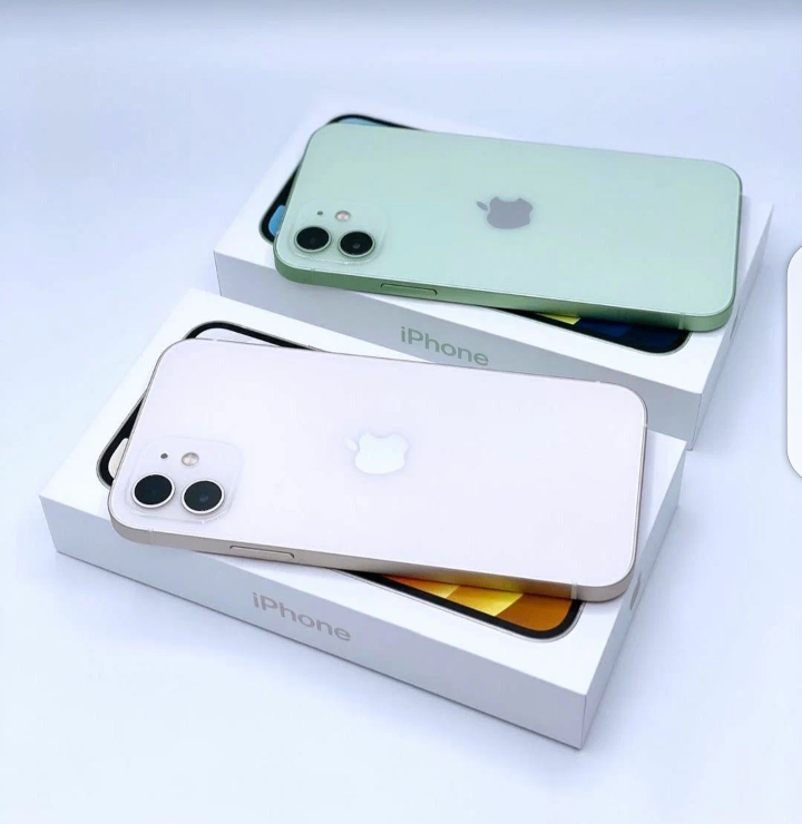 iPhone 12 - Élegance Moderne