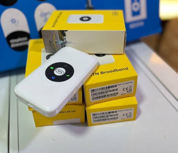 Universal pocket wifi