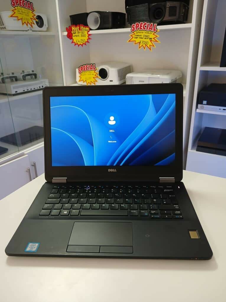 Dell latitude E7270