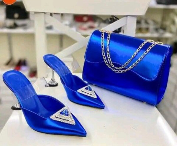 Ensemble bleu brillant chic