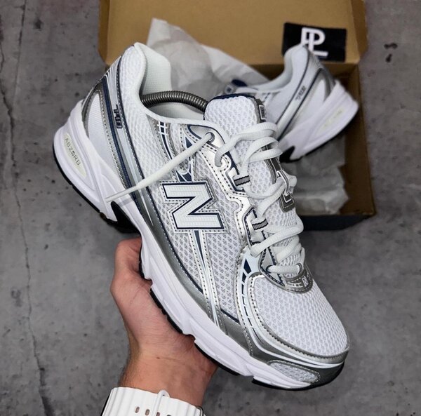New Balance Sneakers unisex