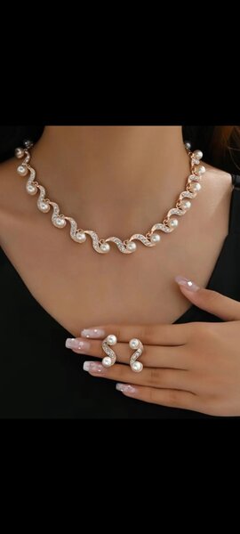 Parure Collier et Boucles Perles