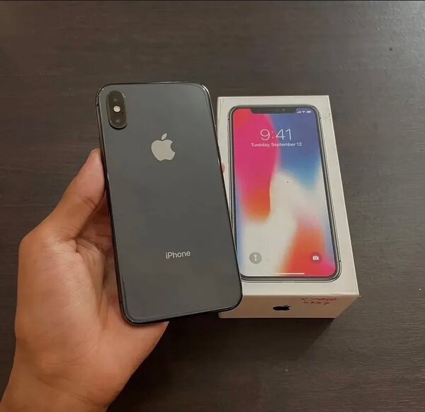 iPhone X 64GB Space Grey