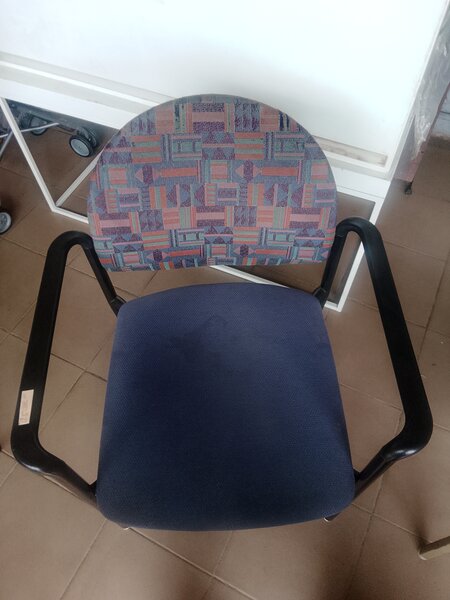 Chaise de bureau rembourrée