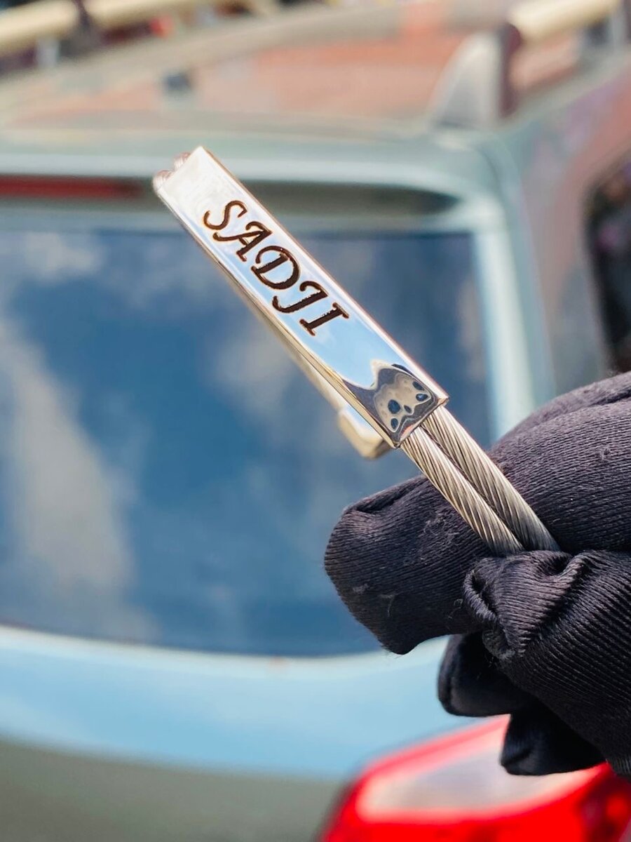 Bracelet en acier personnalisé