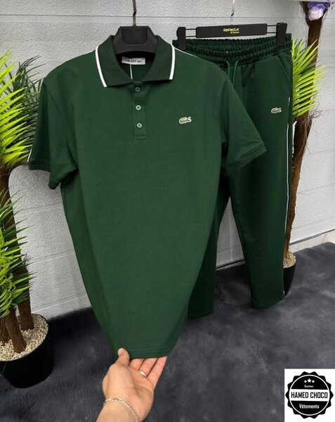 Ensemble de sport élégant