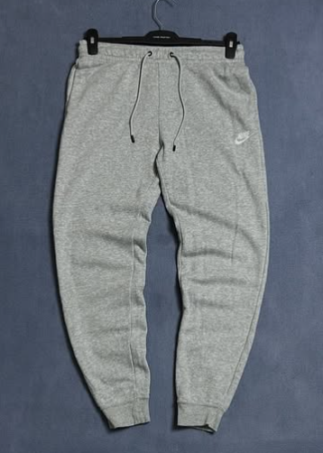 Nike sweat pants size: waist M / length 39