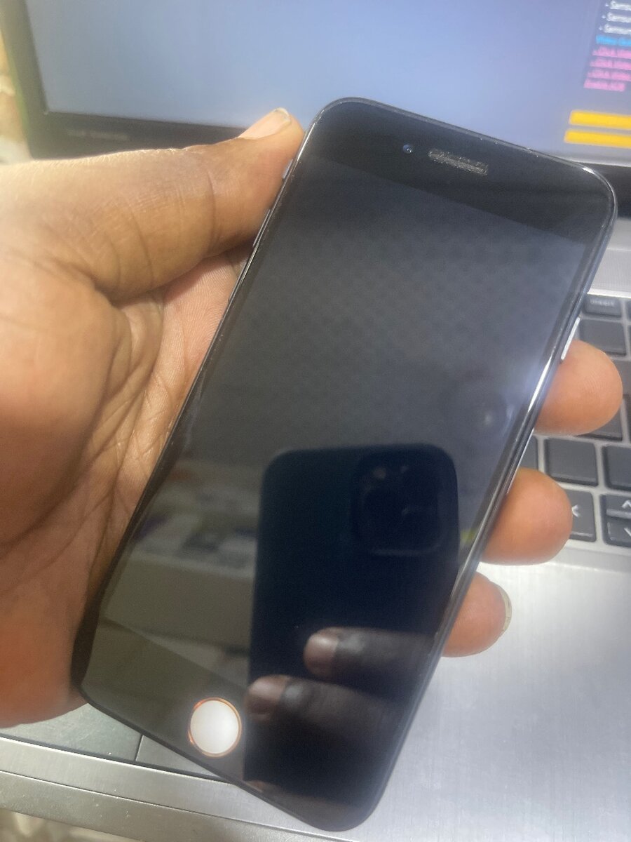 iPhone 8 et 7plus Samsung A04E