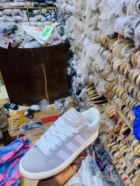 Baskets classiques unisexes