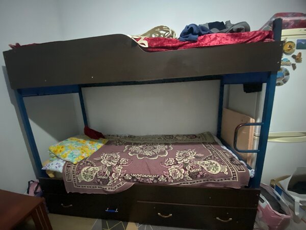 двухъярусная кровать