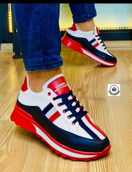 Chaussures Tommy Hilfiger pour hommes