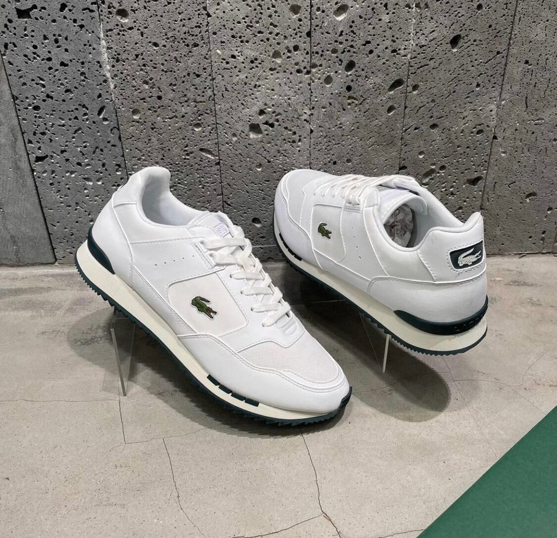 Chaussures de sport élégantes Lacoste