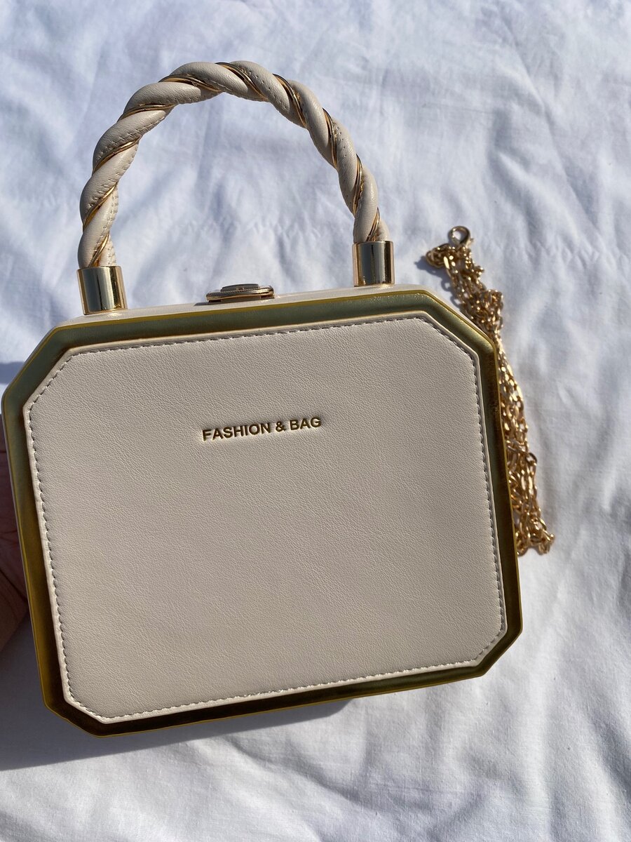 Необычная сумочка