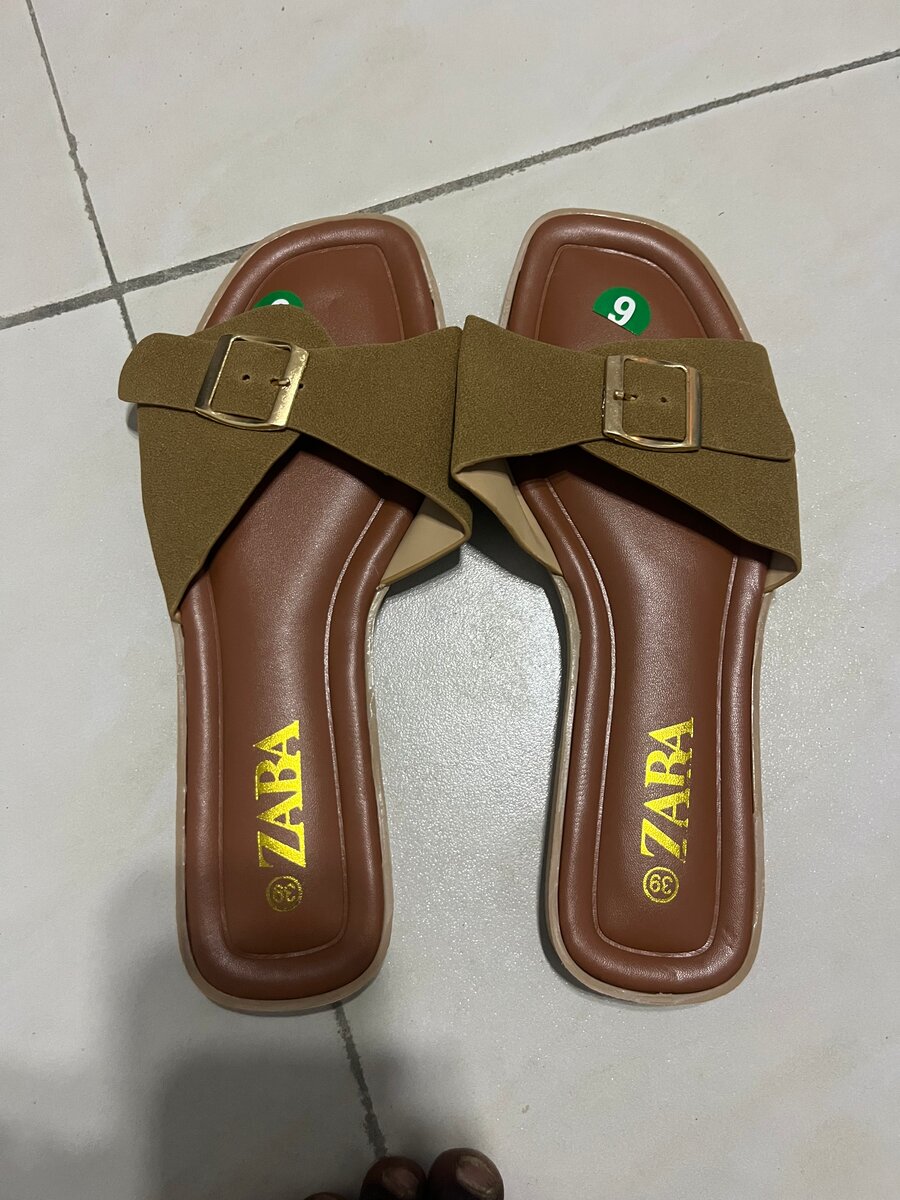 Sandales Zara en cuir pour femmes