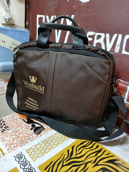 Sacoche en cuir pour ordinateur