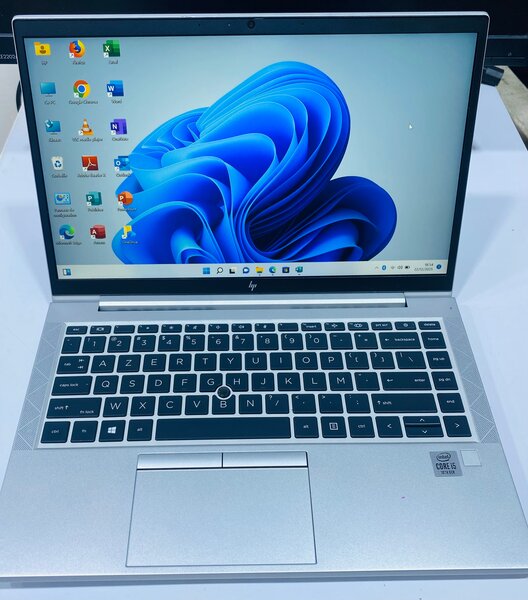 Ordinateur portable HP moderne