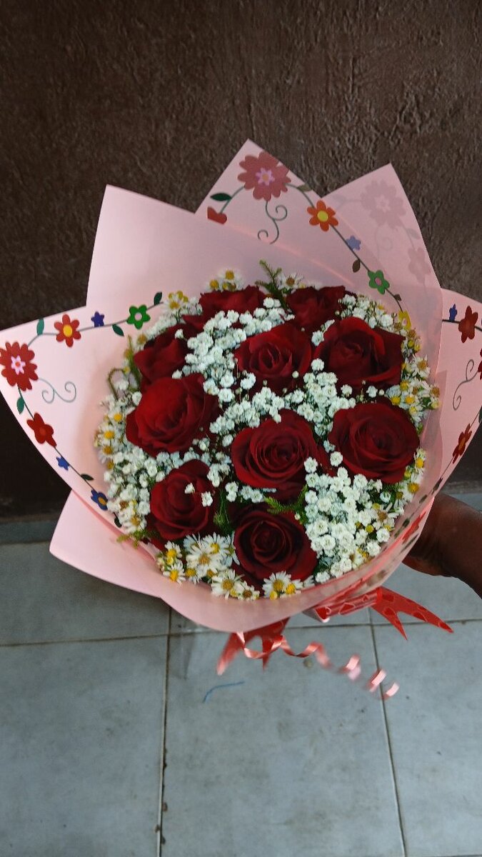 Bouquet de Roses Rouges Élégant