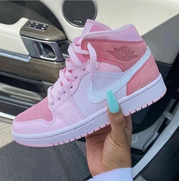 Air Jordan 1 Pink