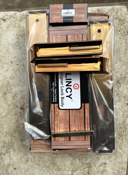 Poignées de porte dorées Lincy