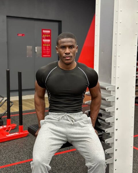 T-shirt compression pour fitness