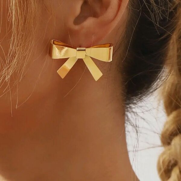 Boucles d'Oreilles Noeud Doré