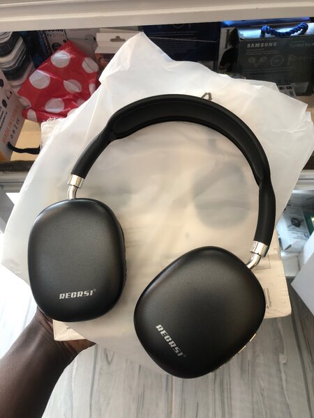 Recrsi Wireless stereo headphone