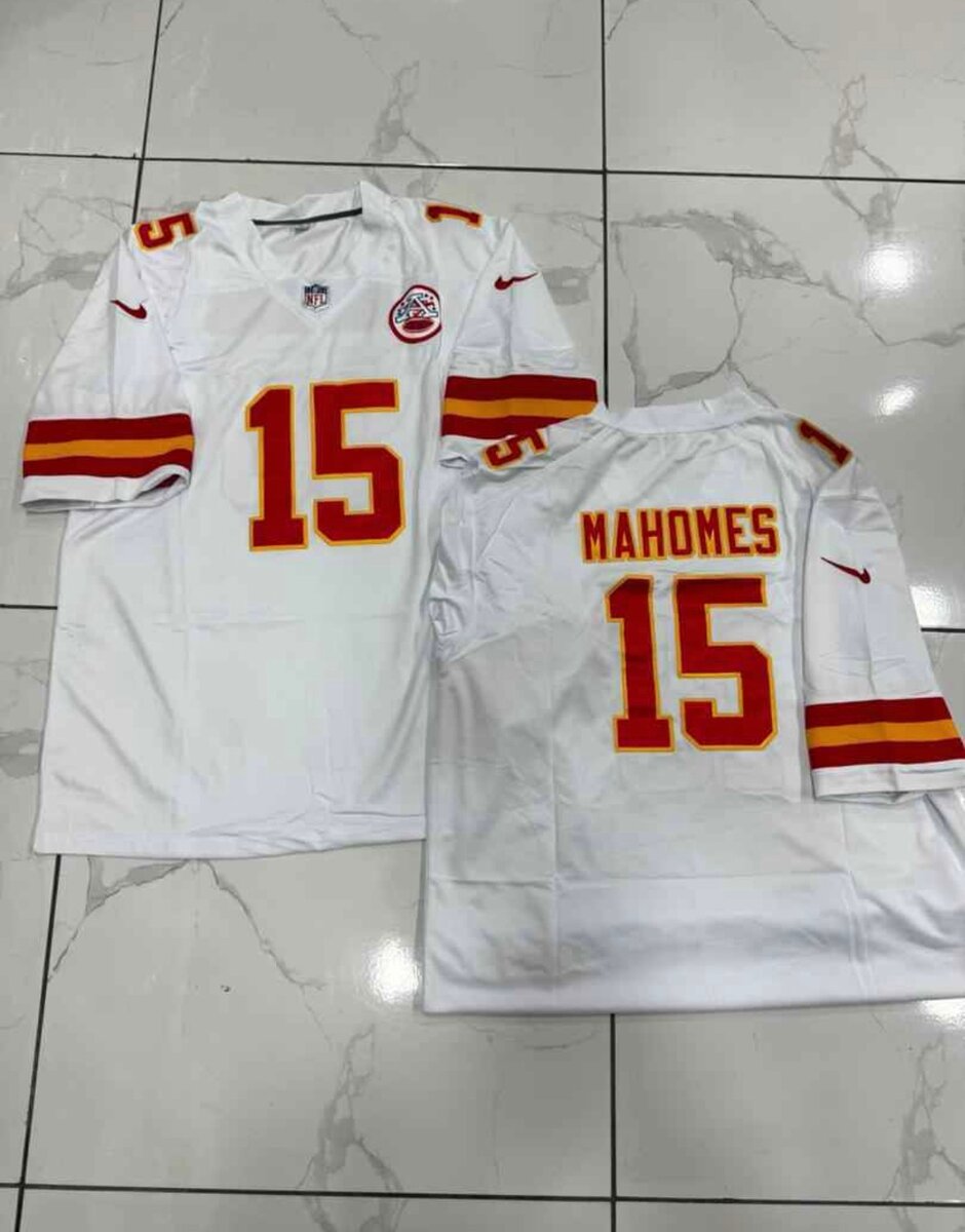 Maillots de football inspirés NFL