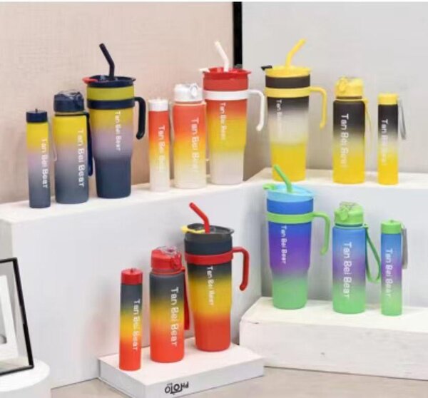 Bouteille Colorée à Paille 1L