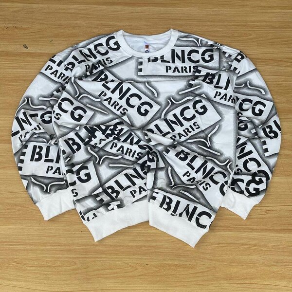 Men's quality round neck Sweater