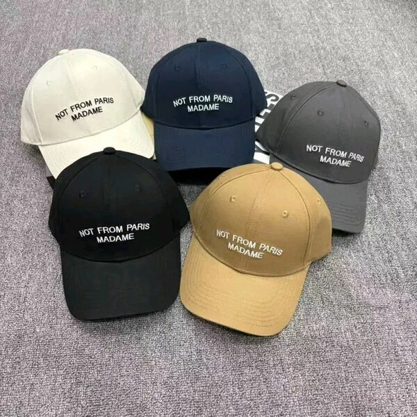 Casquette style urbain "C"