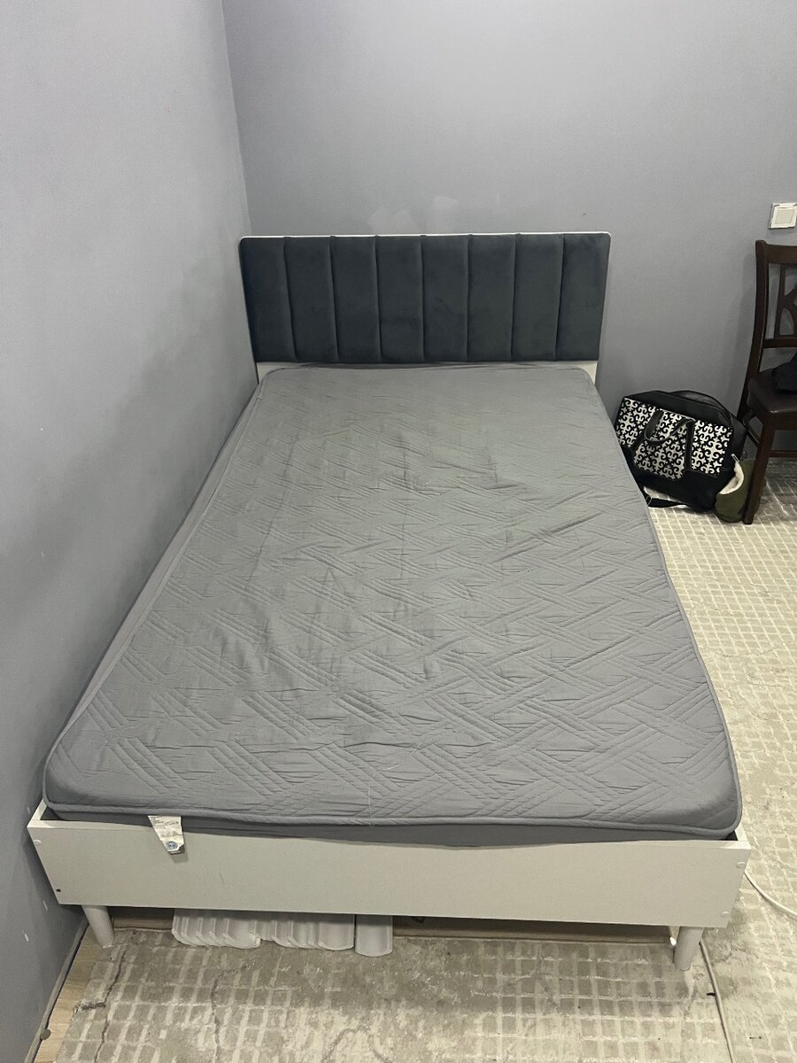 Кровать двуспальная 205х128