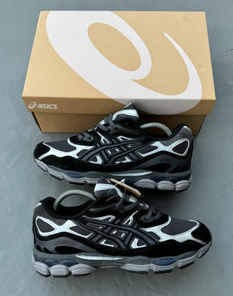 Baskets running noires ASICS