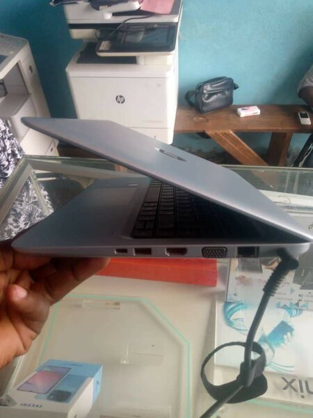 PC portable HP -SSD 256 Go