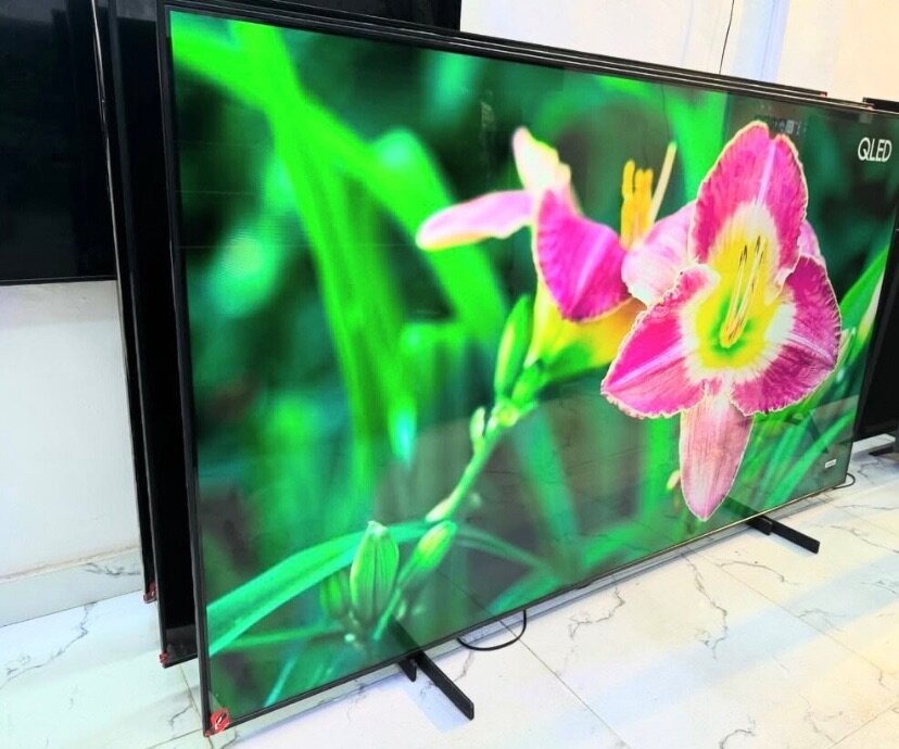 SAMSUNG. 85 Q70C 2023/24 series smart tv