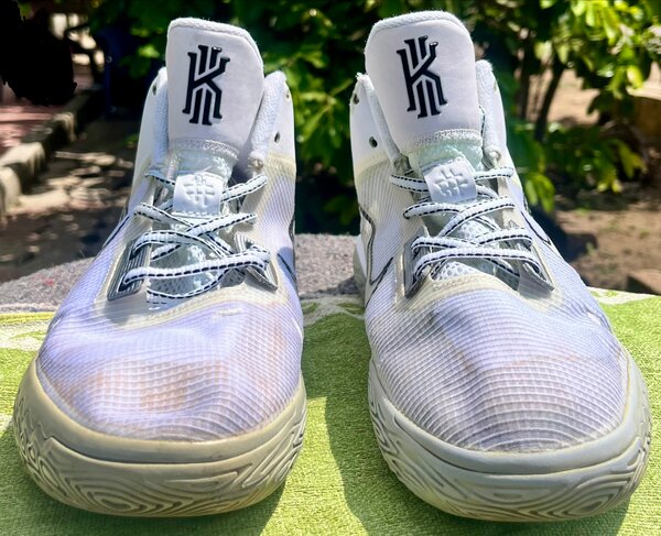 NikeKyrie Flytrap 4 EP 'White