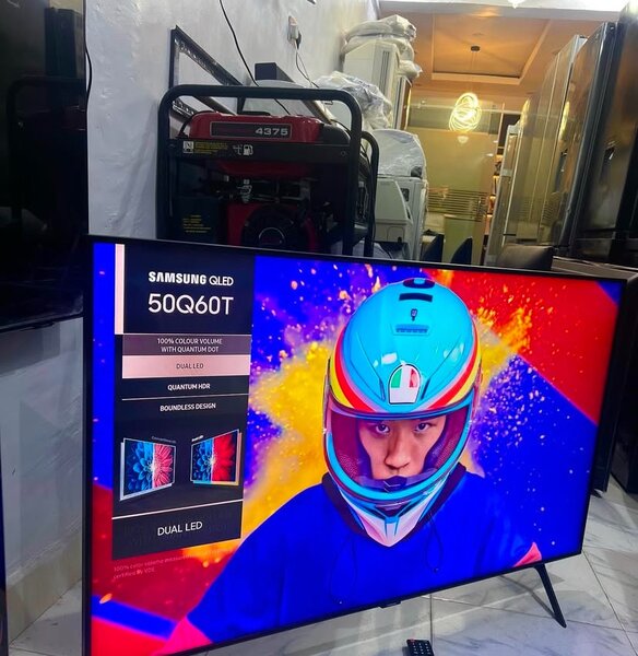 Samsung QLED 4K Smart Tv