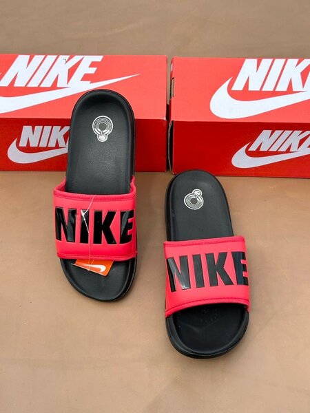 Claquette Nike