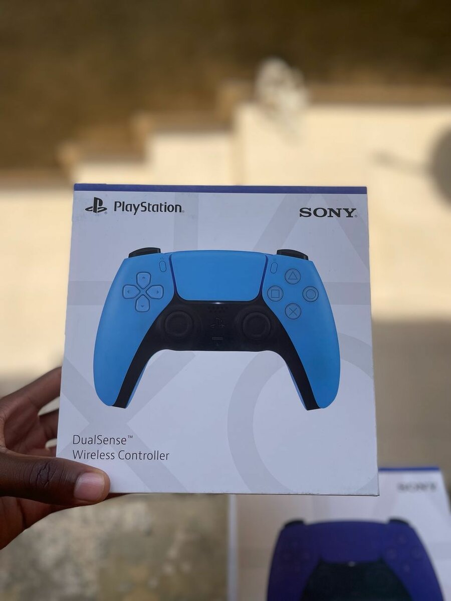Manette PS4 design PS5 sans fi