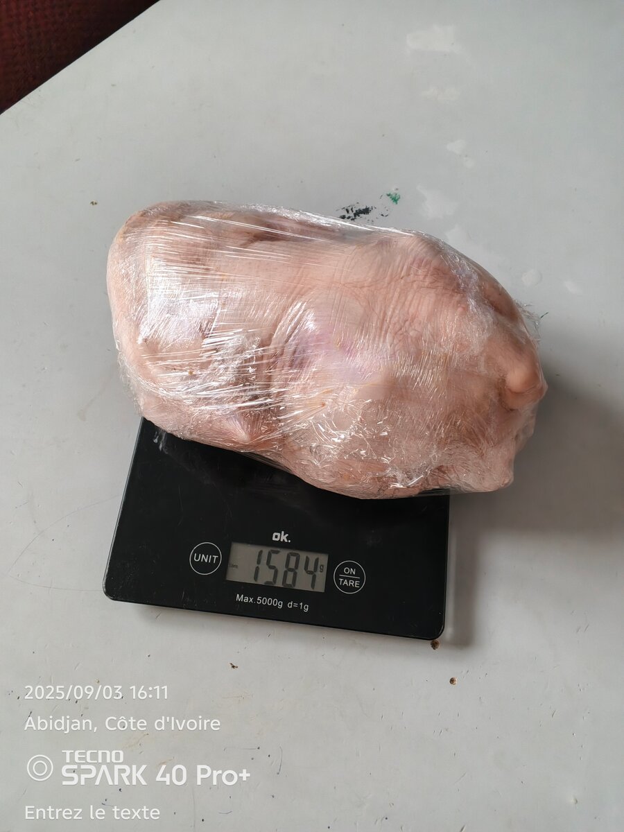 Poulet frais emballé sous vide