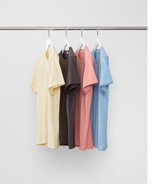 TEE shirt