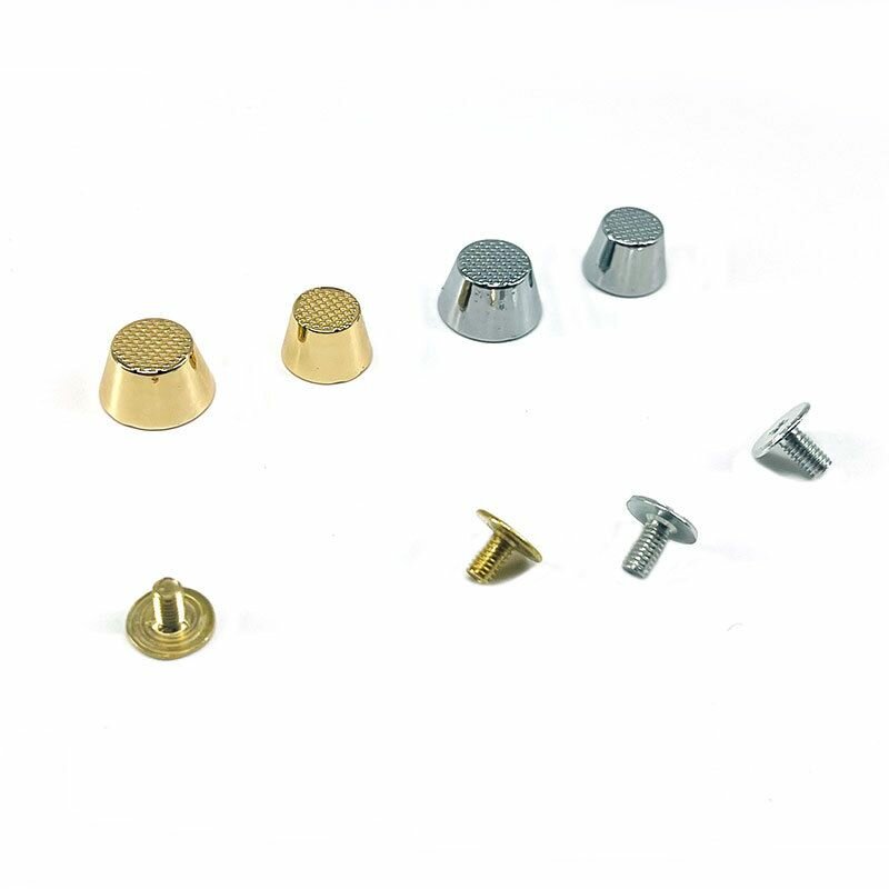 4 clous de sac à 1000fr