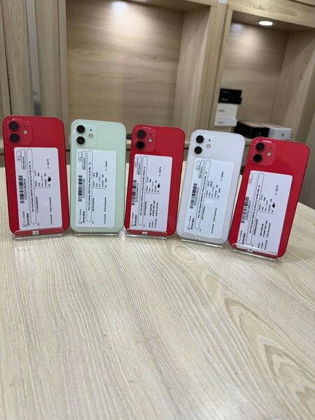 iPhone 12 simple