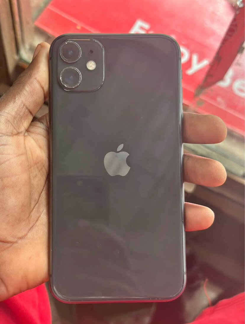 iPhone 11 Noir 64Go