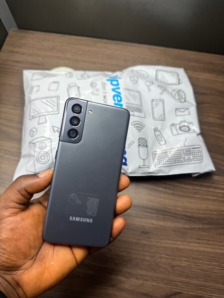 Samsung Galaxy S21 128GB Storage 8Gb Ram 5G