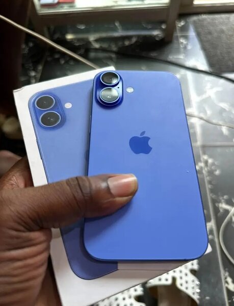 iPhone 16 Bleu Neuf