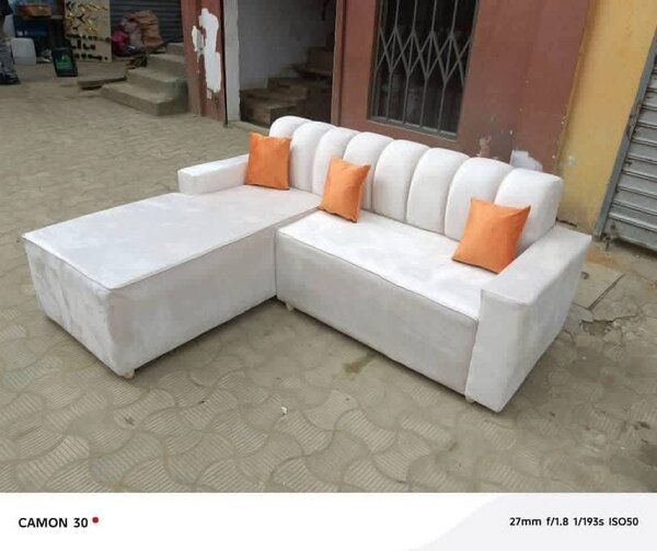 Canapé d'angle spacieux