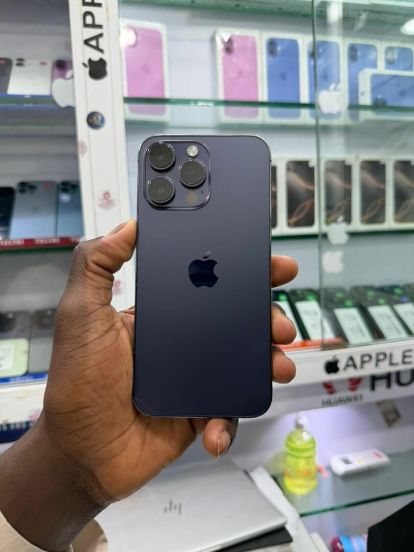 14 pro max 128 Go  sans messag