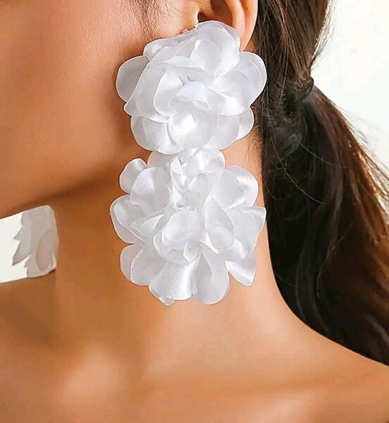 Bijoux élégants et tendance