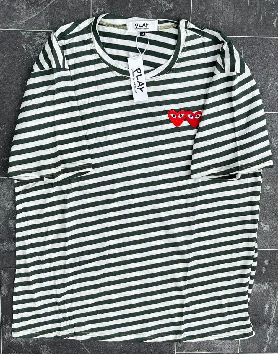 T-shirt à logo cœur chic