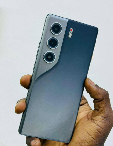 Smartphone 5G triple caméra